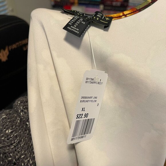 NWT Forever 21+ Burgundy Floral Skater Dress – Size XL - Picture 6 of 7